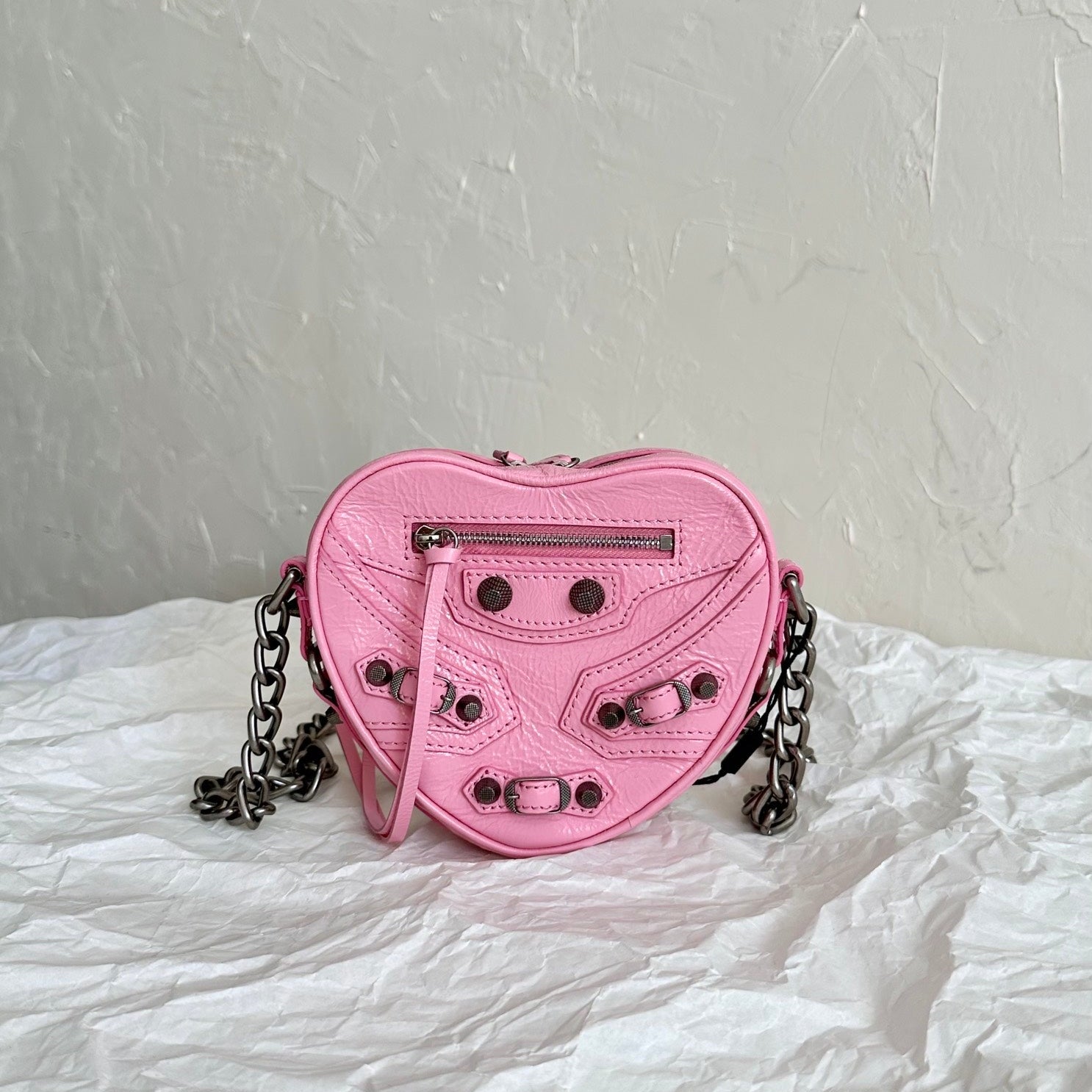Heart-Shaped Cowhide Leather Crossbody Bag – Chain Strap